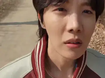 muka nya julid banget😂😂#jhope  #fypシ 