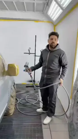 ⚫Estamos en mallorca formando a un equipo de profesionales⚫ #formacion #formacionprofesional #chapaypintura #chapaypinturaespaña #standox #standoxpaint #standohyd #mallorca #palmademallorca #eficiencia #rentabilidad #pintores #pintoresprofesionales #plata #gris #iwata #pininfarina 