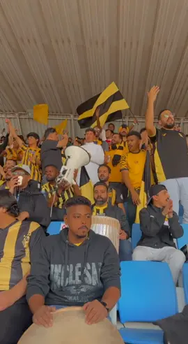 نمور من جده ماتهاب الخطر 💛🖤🔥👏🏻 .