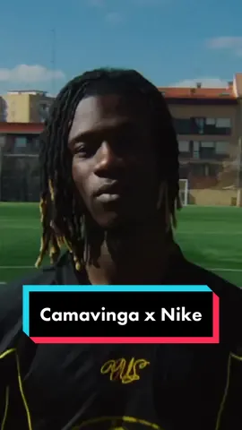 Eduardo Camavinga dans un spot pub pour la collaboration Nike x Corteiz autour de la AirMax95! Quel crack 🤣 #camavinga #nikefootball #airmax #equipedefrance #realmadrid #corteiz #lundun
