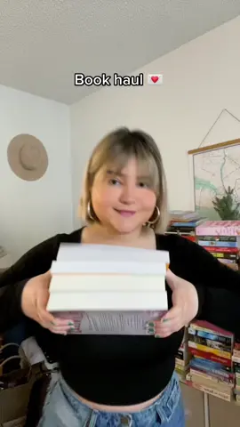 #bookhaul #bookhauls #booktoread #BookTok #booktube #booktoker #bookgirlies 