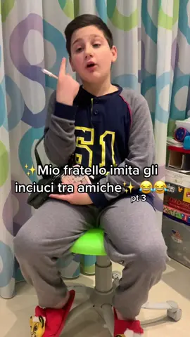 I casi umani non potevano mancare 😂😂 #imitazione #inciucio #amiche