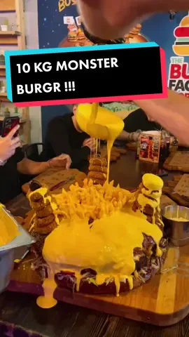 Can You Finish This 10 Kg Monster ? 🤪 #food #foryou #tiktok #usa #burger #meat #wow #stitch #share #beef 