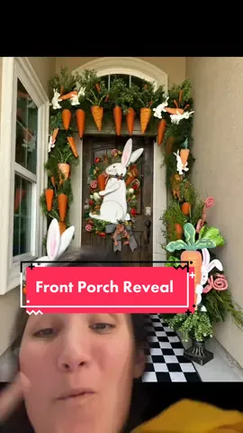 I feel like my #easterporch decor is bonita 🧡🥕🐰 and i hope you agree! #easterdecorating #easterdecoration #easterdecorideas  