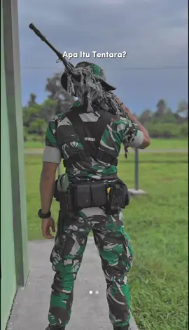Tentara Itu Adalah Rakyat kawan Kami sama seperti Rakyat Pada Umum Nya Tetapi Yang Mebedakan Hanya Seragam Dan Mental Kami Yang Kuat, Kami Ada Karena Kalian Dan kami Siap Untuk Melindungi Kalian Walaupun Nyawa Kami Jadi Taruhan dan Gugur Di Medan Pertempuran Hanya Untuk Menjaga Tidur kalian agar terjaga😇 Kami Adalah Rakyat Dan Rakyat Adalah Kami💪😇 #storytnilover #fypシ #tniindonesia🇮🇩 