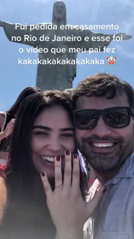Meu pai sendo meu pai 😂🤡 #fy #foryou #foryoupage #pedidodecasamento #noiva 