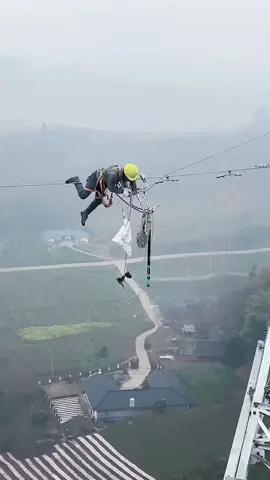 Electrical worker, salute #electrical #electric #plp #vibrationdamper #preformed #technician #tiktok #foryou #foryourpage #fyp #trending 