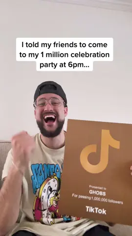 1 MILLION FOLLOWERS on TikTok. Thank you for changing my life❤️💫