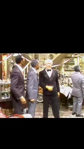 #tvthrowback #sanfordandson #bigmoneygrip #auntesther #fredgsanford 