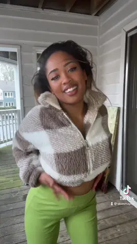 They will forever say my bitches get money to me 🤷🏽‍♀️ #getmoney #prettygirlchallenge  #dance #softgirl #viral #fypシ #blackgirltiktok