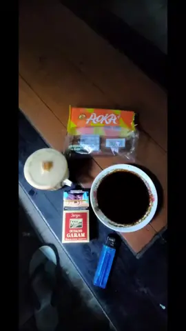 bismillah ttep stay di atas hitam dan panasnya aspal... nguli@suro.com