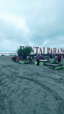 Parangtritis beach, Yogjakarta,Indonesia 🇮🇩❤#TerimaTantanganRoyco #fypシ 