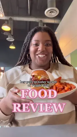 BBQ Mac burger 😮‍💨 @veggiegrill is TOP TIER  #fyp #vegan #Foodie #foodtiktok #foryou #foodcritic #veggiegrill #lunch #veganreview #whatiorder #veganresturants #eatwithme #mukbang #eating #orangecounty #4u #foryoupage #food #burger #tastetest #veganspots 