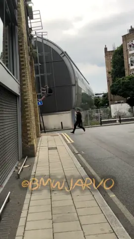 Run forest run!!  #screammovie #ukpolice #policechaseuk #fyp #viral 