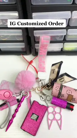 Glittery pink 💗#LinkInBio #pink #pinklover #checkthelinkinprofile #selfdefense #selfdefensekeychain #selfdefenseforwomen #selfdefenseforgirls #safetykeychains #safetyessentials #asmr #asmrsounds #asmrpackaging #foryou #foryoupage #ussmallbusiness #tiktokmademebuyit