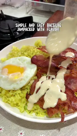 Golden Yang chow Bacsilog with Cheese sauce na FUNalo sa sarap? Say less ✋ #UFCFunChow 15 pesos lang! Available pa sa shopee and lazada 👏#bacsilog #friedrice #homecooking #euniceloisss 