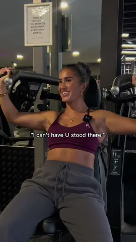 he adds abit of banter to my sessions ngl 🤷🏽‍♀️ (full fit link in bio) @Oner Active #FitTok #gymhumor #gymboyfriend #gymmotivation #boyfriend #GymLife 
