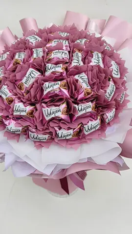 Розкішний букет з цукерок Шарм Rose 🍬💐  #букетзцукерок #букетзконфет #букетшарм #8березня #8марта #сладкийбукет #подарунок #деньнародження #деньрождения #priimak_e #букет 