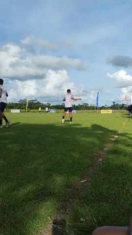suara yang khas dari tarkam Indonesia adalan setiap pemanasan di iringi musik dangdut, #mantabfc #sawentarkanigoroblitar #sawentar #jawatimur #blitar #tarkamindonesia #Soccer #Soccer #sepakbola #tarkam #tarkamsepakbola 