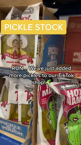 RUN 🏃‍♀️🏃🏻#picklekits #pickles #sourpickle #chamoypickle #chamoy #tiktokmademebuyit #viralpickle #pickle #picklekit #picklekitchallenge 
