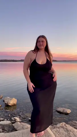 life is cinematic and I enjoy every minute #theycalledheraurora #rebdollshaul #rebdollsdress #rebdollsplussize #plussizefashion #beach #sunset #spring #Summer #plussizeootd #birthofvenus #aphrodite 