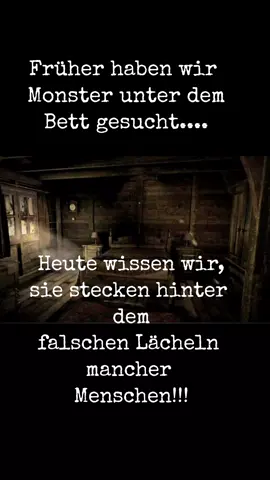 ☝️#fürdich#falschemenschen#falschefreunde#gefühleundgedanken#zumnachdenken#sprücheundzitate#wareworte#viravideos#goviral#crazy#fyp#fypシ#lebe#dein#traum#herz#rot#freunde#