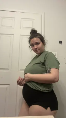 the bloat is real today🙃 #pregnancy #pregnanttiktok #pregnant🤰 #13weeks #momtok