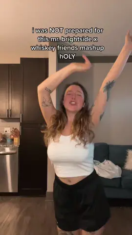 my two worlds collided in this morgan wallen x the killers mashup and i am LIVING FOR IT 👏🏻👏🏻 #morganwallen #mrbrightside #whiskeyfriends #mashup #fyp 