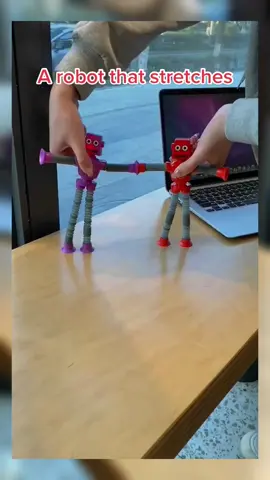 The robot that stretches #myristorantecreation #toy #foryoupage 