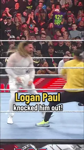 @loganpaul put him to SLEEP! 💥😴 #WWE #SethRollins #LoganPaul 