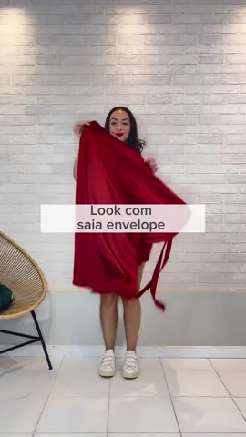 Look confortavel com saia envelope.  #CapCut #transpassada #saiaenvelope #saiatranspassada #saia #Love #trend #fashiontrend #videofashion #fashion #fashionvideo 