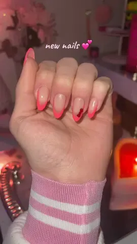 why are my hands so shakey 😭 // #hellokitty #mymelody #girly #pink #fyp #nails #nailart #girlyaesthetic #girlytok #pinktok 
