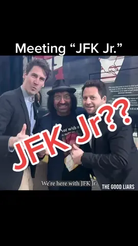People believe this guy is JFK Jr. (1960-1999). #fyp #wtf #jfk #jfkjr #funny #prank 