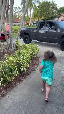 Our lil princess loves her Opa ♥️ she wanted to see him so he came right over after work 🥰 #opa #granddaughter #fyp #thatrunthough #grandpa #Love #chevy #ford #justperfect #princess #lovealwayswins