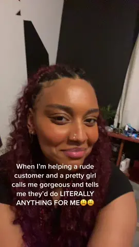 #etsehiwotmulatu #retail #prettygirls #ihaveyourcompetitiononthephone 