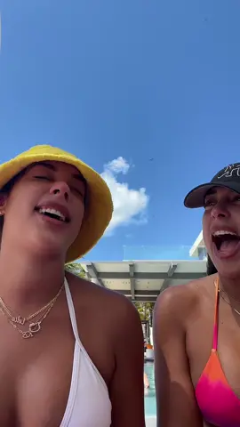 😂😂 super fun fue esto #retodecaras #gemelas #gemelasidenticas #twins #fyp #twinsisters 
