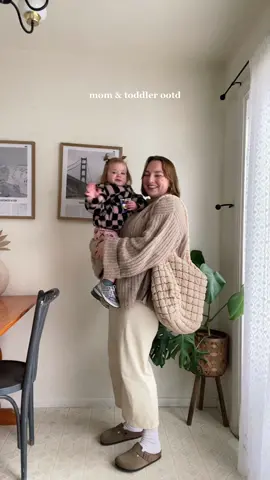 Happy Wednesday 🥰🥰 #OOTD #toddlermom #sahm #midsize #plussize #toddleroutfit 