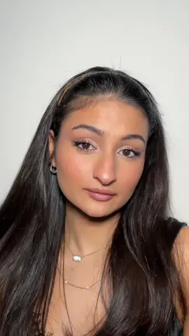 Recreating this iconic glowy @wolfiecindy look on brown skin featuring products from @armanibeauty #armanibeauties #armanibeauty #LuminousSilk #EyeTint #ArmaniLipPower #cindykimberlymakeup #dewymakeuplook #ballerinaaesthetic #wolfiecindymakeup, #babypinkmakeup #browngirlmakeup #itgirl #supermodelmakeup #balletcore #MakeupRoutine#greenscreen 