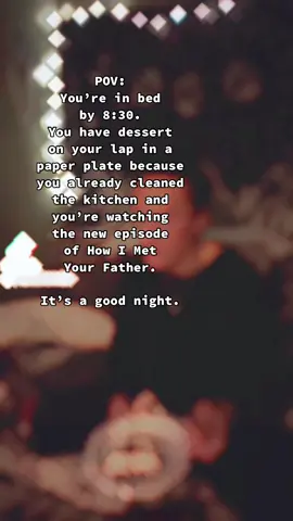 Okay but I loving this show! #pov #dailyvlog #mompov #bluecollarlife #bluecollarwife #wifelife #happywifehappylife #bluecollarhusband #dailypov #wivesoftiktok #introvert #povs #introvertsbelike #livesimply #happyathome #bedtime #bedtimepov #bedtimesnack #nightvlog #creativitychallenge #normalpeople #smalltownlife #howimetyourfather #howimetyourmother #hulu #hilaryduff #selflove #SelfCare  