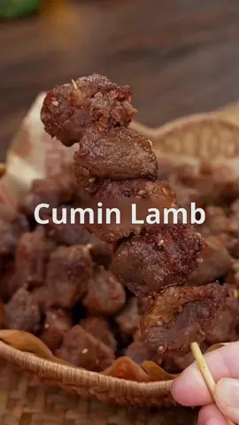 If you like to eat mutton, you can try this method. It's simple and easy to make. If you learn it, you don't have to starve anymore for supper. It's more delicious than outside 😋 #Muttonshishkebab 