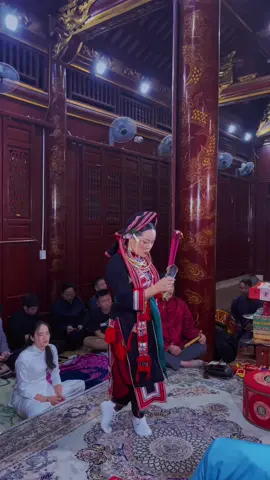 Vân Phong Chúa Bà #đạo_mẫu #daomauvietnam #đạomẫuviệtnam #hầu_đồng #hầu_đồng_nét_đẹp_tâm_linh #hầuđồng #hầu_đồng_việt_nam #hầu_thánh #huytrymmakeup #chúa_bà_vân_phong 