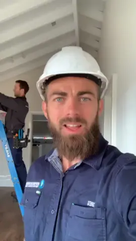 The orginal and the best #responseelectricians #fyp #foryou #viral #trending #singing #electrician #tradie 