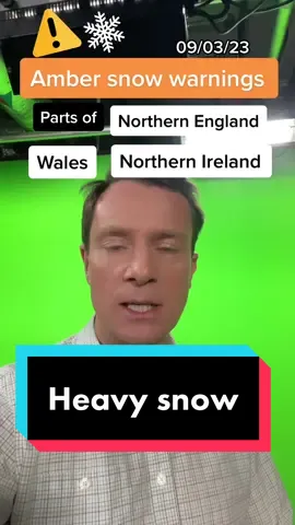 Heavy snow hitting the UK #Snow #UKSnow #Warning #AmberWarning #EduTok #LearnOnTikTok 