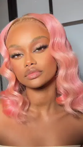 Smudged eyeliner using @Wonderskin 👄 eyeliner on my canvas @YSMNE  Hair @Ramata Bah @Camara Beauty 