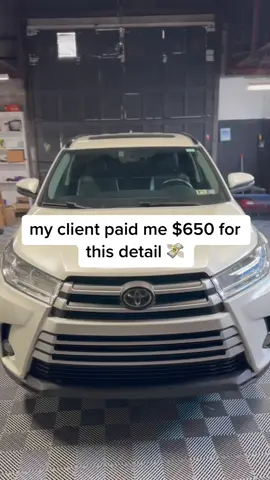 Toyota highlander detailing. A full car detailing #cardetailing #cardetail #detailer #carwash #asmr #tires #rims #autodetailer #auto #detailingaddicts #carcleaning #pressurewash #foamwash 