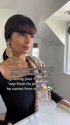 The desi dramas are drama-ingggg also why dont i have any regular trays at my house 😭🇵🇰👀 #pakistani #pakistan #lahore #pakistanidrama #pakistanitiktok #pakistanidramas #terebin #lahorepakistan 