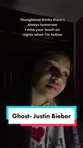 Loadshedding & forgot to charge my lamp, so naturally we just gonna sing in the dark shem 🥲🫶🏽 #justinbieber #ghostjustinbieber #singing ✨#VoiceEffects 