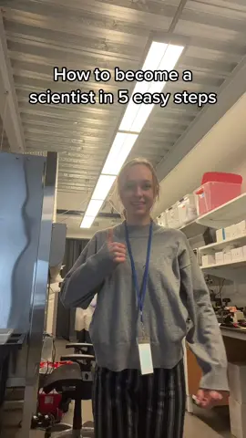 How to become a scientist👩🏼‍🔬 #science #lab #labtech @alexa_hesch 