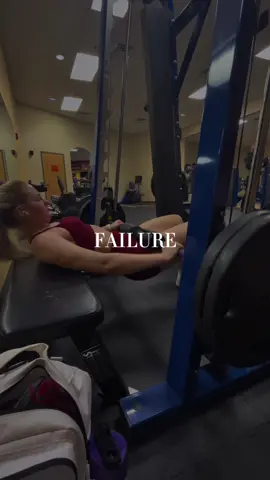 #CapCut #overcomefailure #gymrat #girlwholiftheavy #fitnessmotivation 