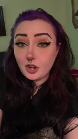 #makeup #makeuptutorial #alternativegirl #purplehair #plussize #midsize #smallmua #bubbles 